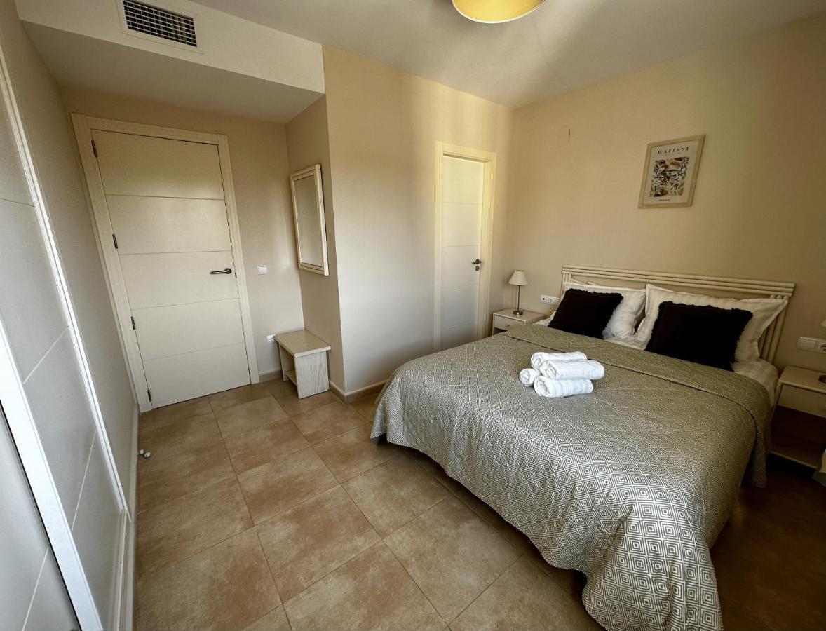 קלפה Esmeralda Suites מראה חיצוני תמונה
