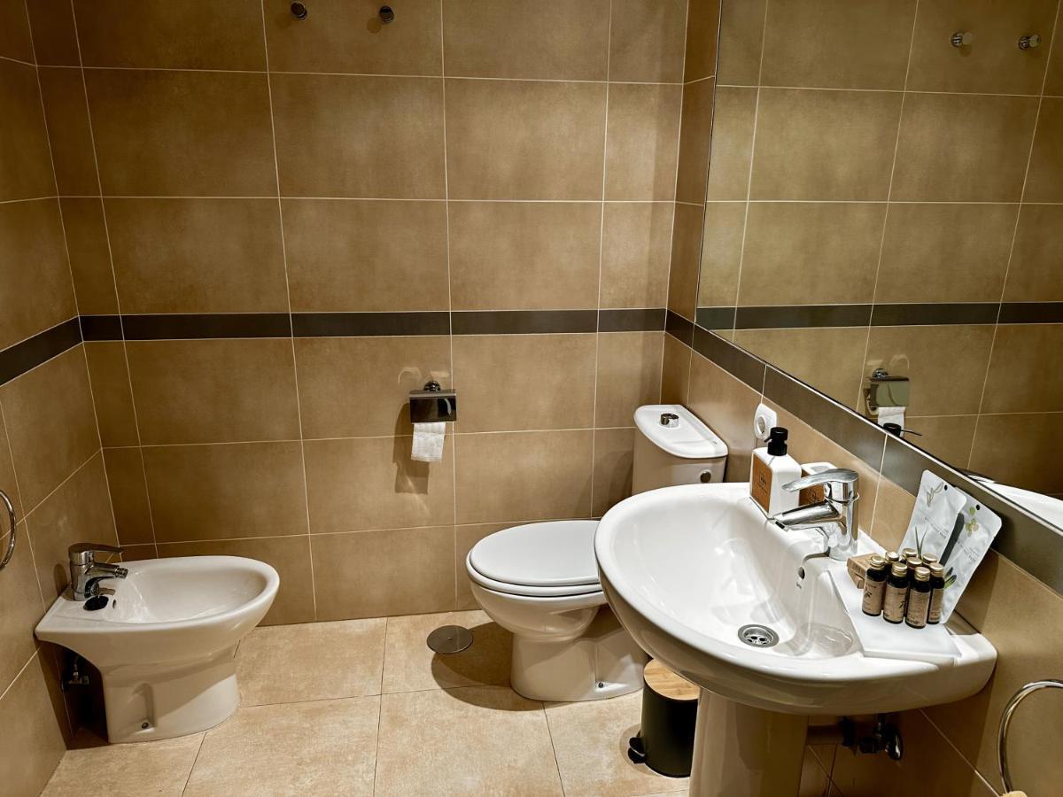 קלפה Esmeralda Suites מראה חיצוני תמונה